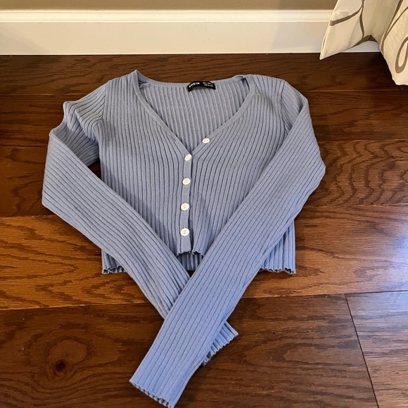 Baby Blue Button Up - Picture 4 of 6